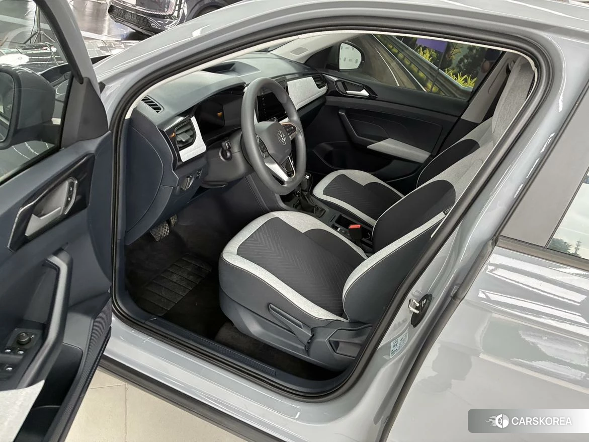 Volkswagen Tuyue 2025 Темно-серый из Китая, фото 4
