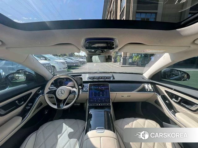 Mercedes-Benz Maybach S-class 2023 Черный из Китая, фото 2