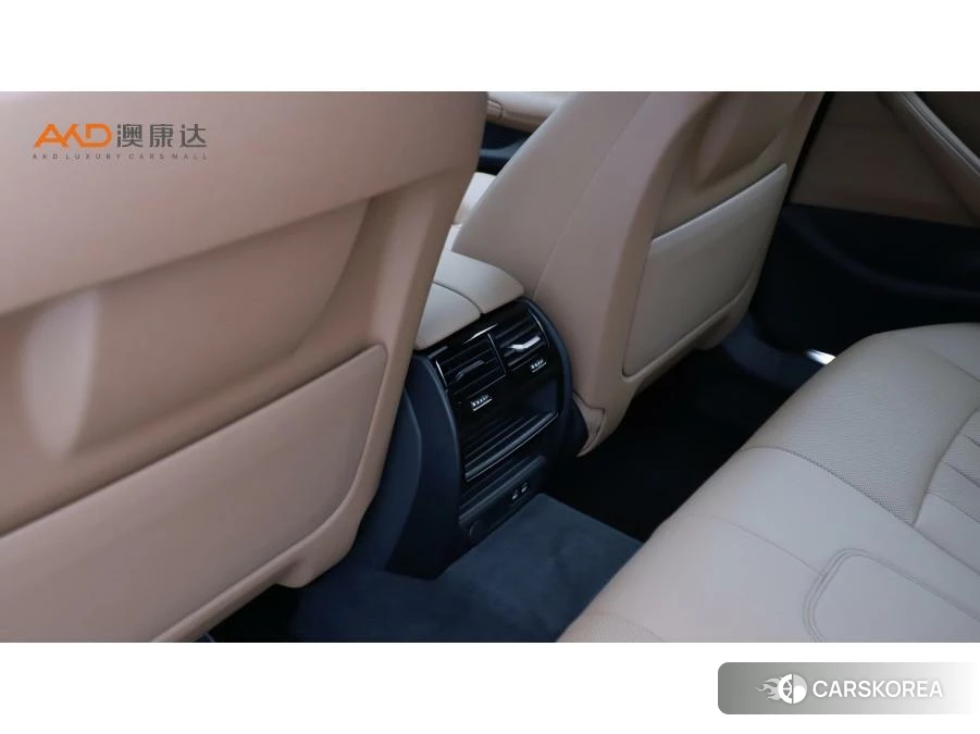 BMW 5 series (imported) 2022 Черный из Китая, фото 2