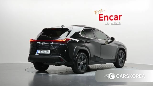 Lexus UX250h id 3864773 из Кореи 12