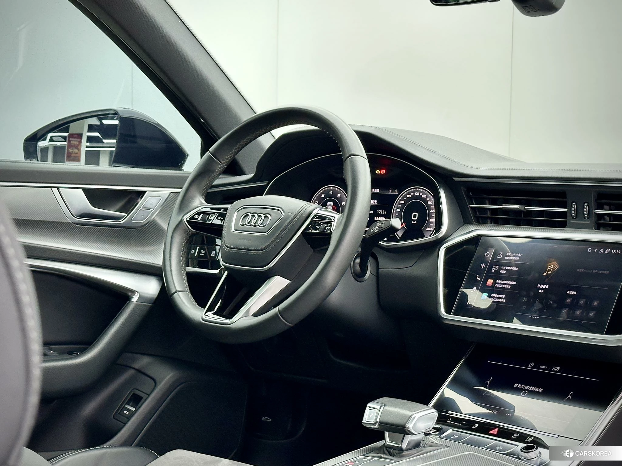 Audi A6L id 4499015 из Китая 12