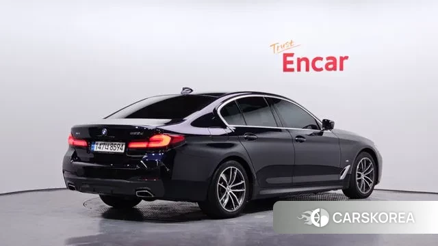 BMW 5 Series (G30) id 3567317 из Кореи 12