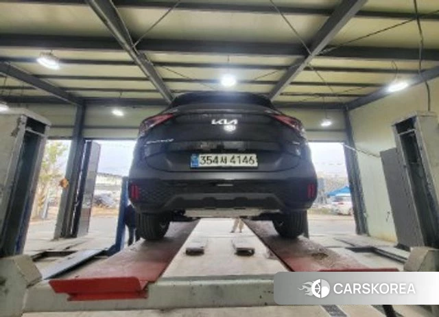 Kia Sportage 5th Generation Hybrid 2024 Черный из Кореи, фото 2