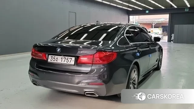 BMW 5 Series (G30) id 3485091 из Кореи 10