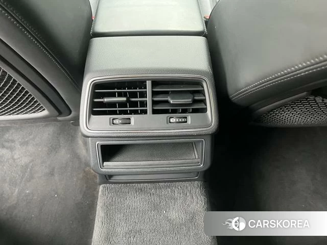 Audi A7 id 4265161 из Китая 8