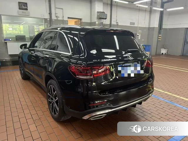 Mercedes-Benz GLC 2021 Черный из Китая, фото 4
