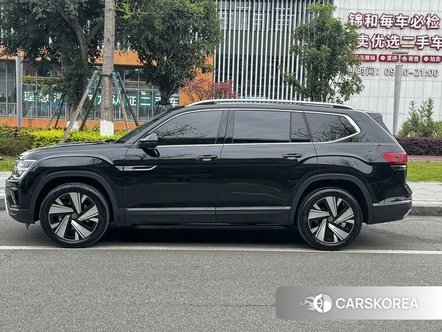 Volkswagen Tourang id 4276964 из Китая 12