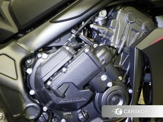 Engine photo