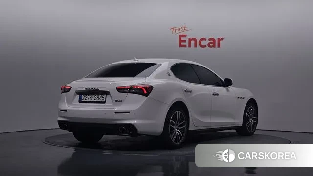 Maserati Ghibli id 3772032 из Кореи 12