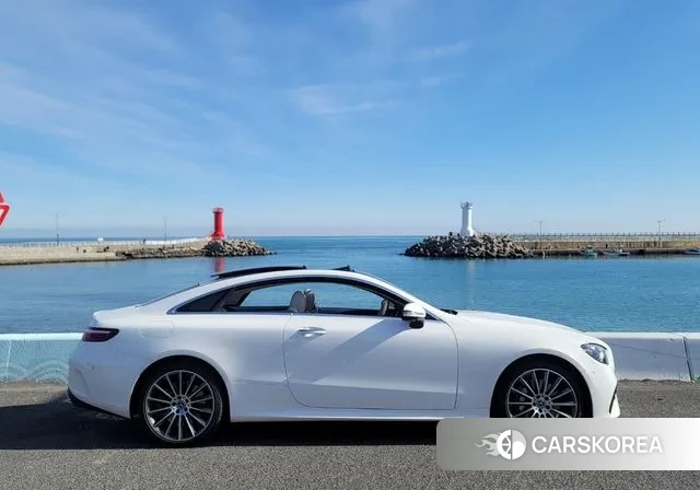 Mercedes-Benz E-Class W213 2021 Белый из Кореи, фото 4