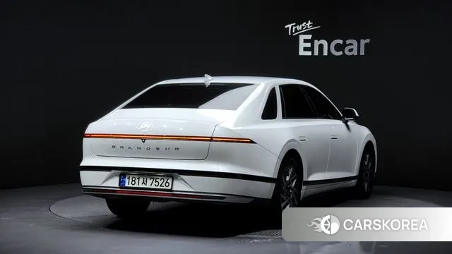 Hyundai Grandeur (GN7) id 3360177 из Кореи 12