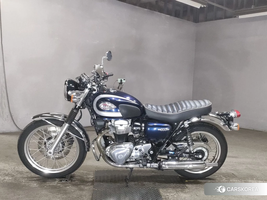 Проданный Kawasaki W800 2020 из Японии, фото 2