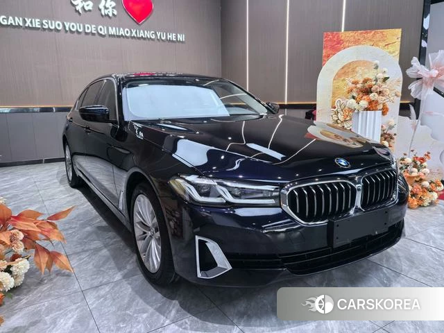 BMW 5 series 2021 Черный из Китая, фото 2
