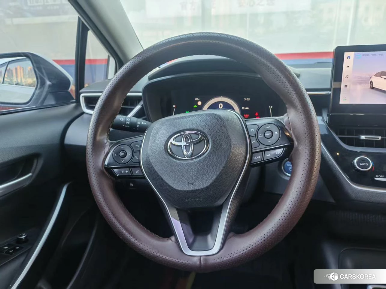 Toyota Corolla id 4510773 из Китая 7