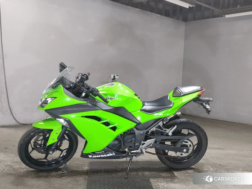 Проданный Kawasaki NINJA 250 2014 из Японии, фото 2