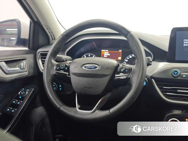 Ford Fox id 4209792 из Китая 12