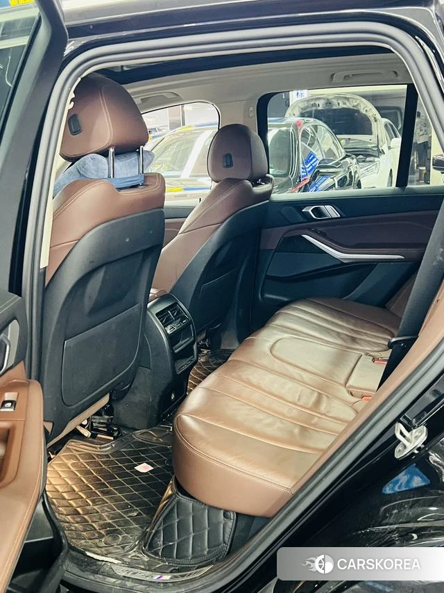BMW X5 (imported) 2022 Черный из Китая, фото 2