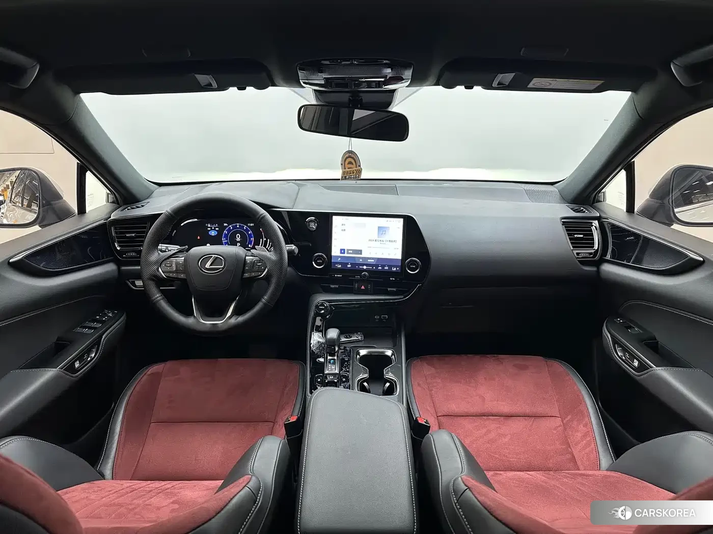 Lexus NX id 4669265 из Китая 11