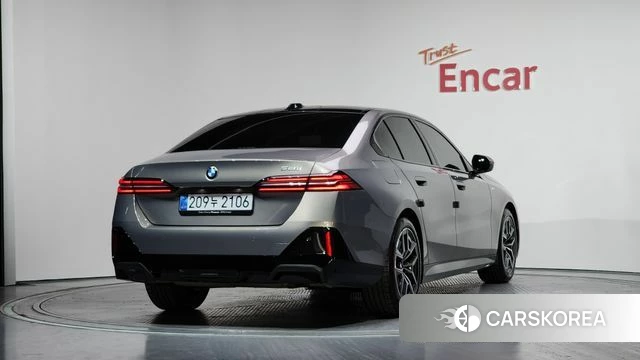 BMW 5 Series (G60) id 3921531 из Кореи 12