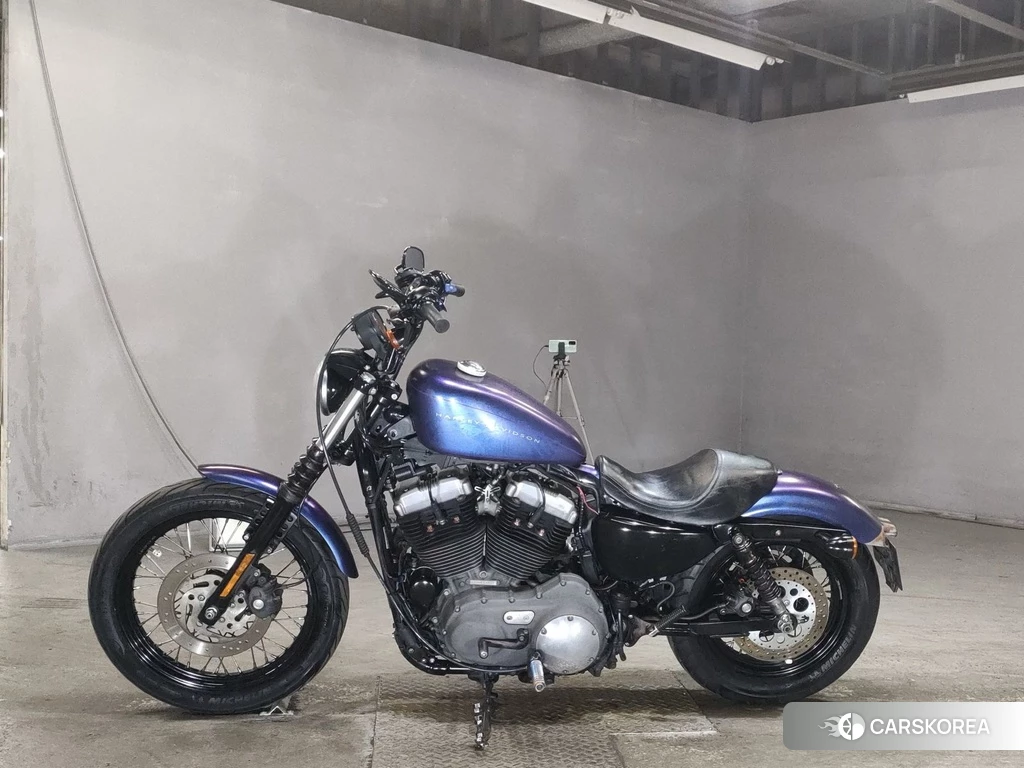 Проданный Harley-Davidson Sportster XL1200N Nightster 2010 из Японии, фото 2