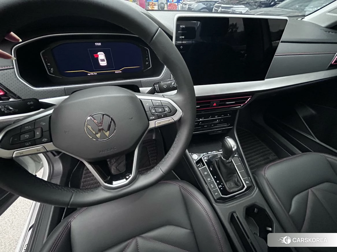 Volkswagen Lavida 2023 Белый из Китая, фото 4