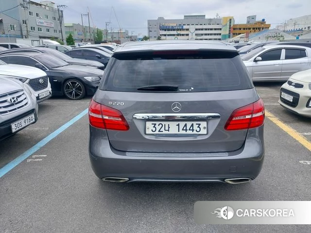 Mercedes-Benz B-Class W246 2018 Серебряный из Кореи, фото 5