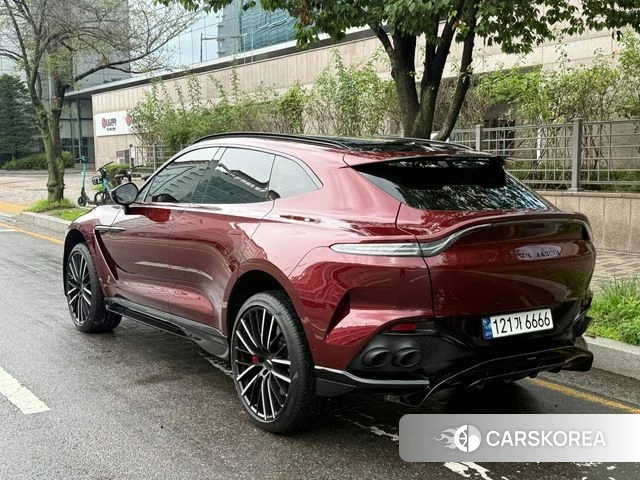 Aston Martin DBX id 4577003 из Кореи 8