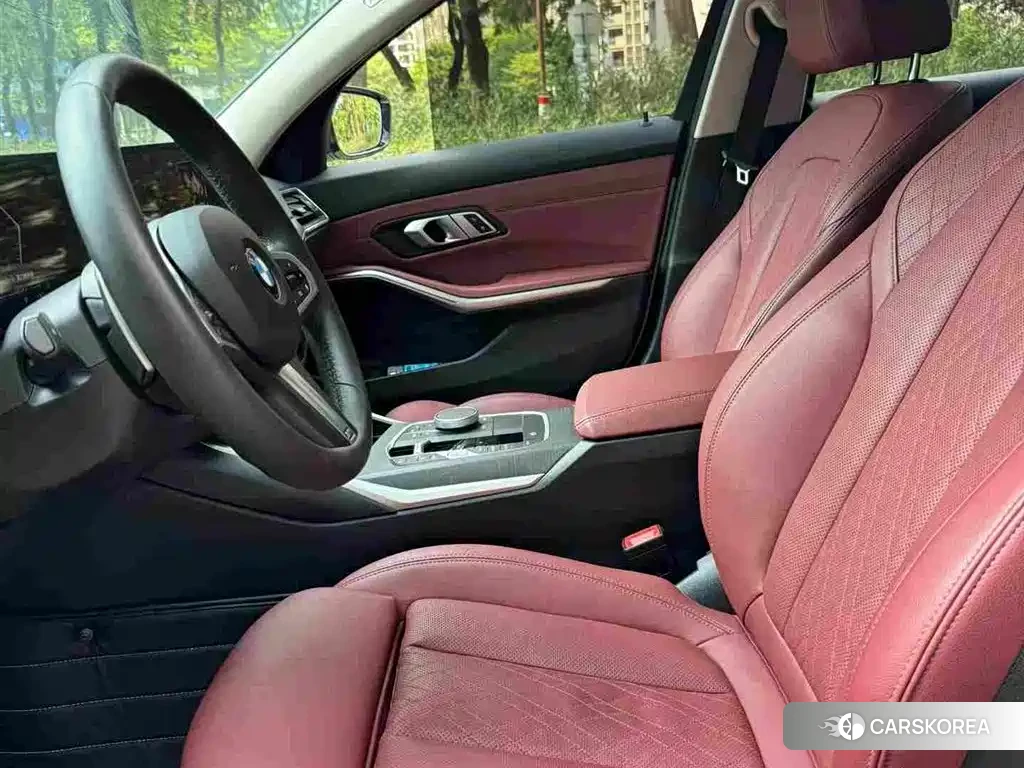 BMW 3 series 2024 Белый из Китая, фото 2