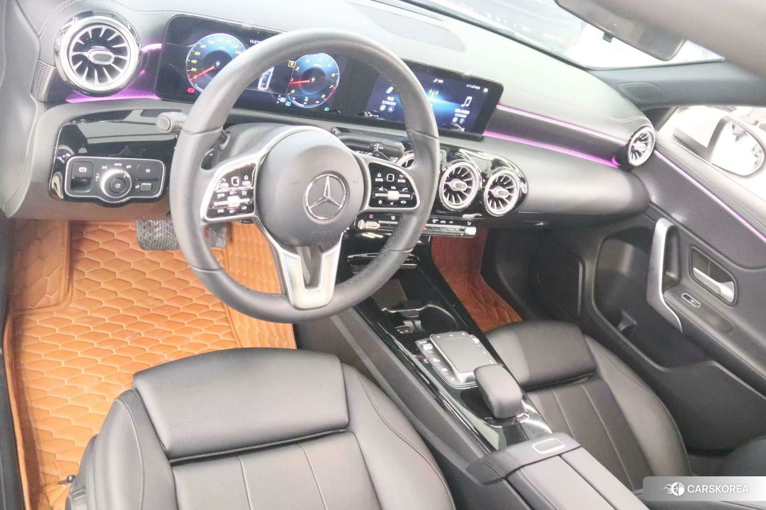 Mercedes-Benz Class A 2021 Белый из Китая, фото 3