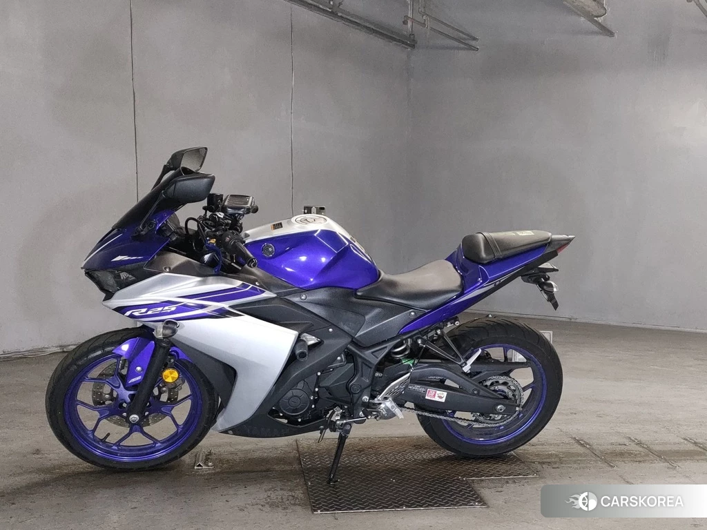 Проданный Yamaha YZF-R25 2016 из Японии