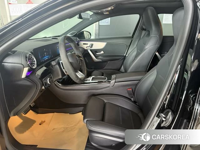 Mercedes-Benz Class A AMG (imported) 2024 Черный из Китая, фото 2