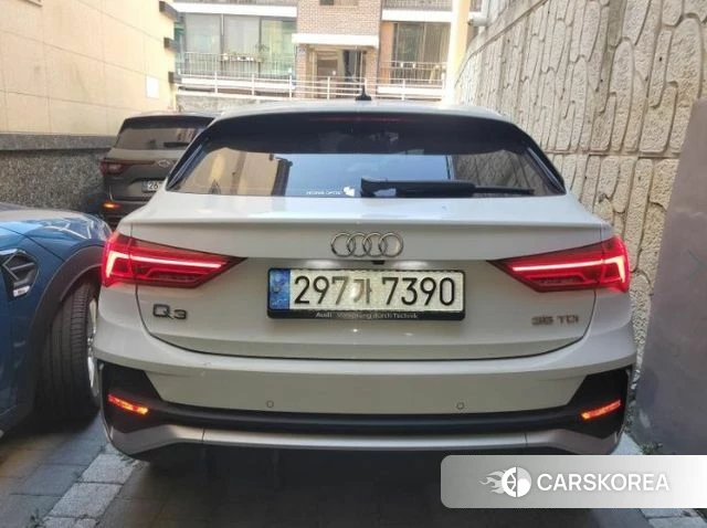 Audi Q3 (F3) 2022 Белый из Кореи, фото 2