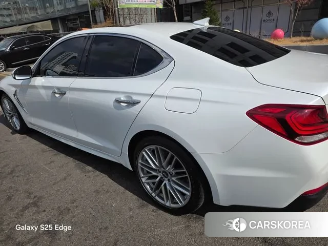 Genesis G70 id 3778614 из Кореи 9
