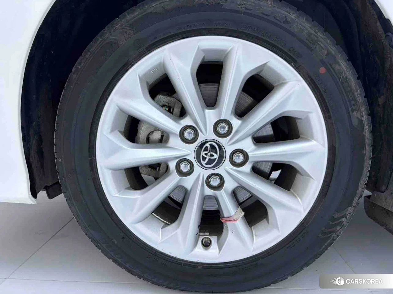 Toyota Corolla id 4510415 из Китая 8