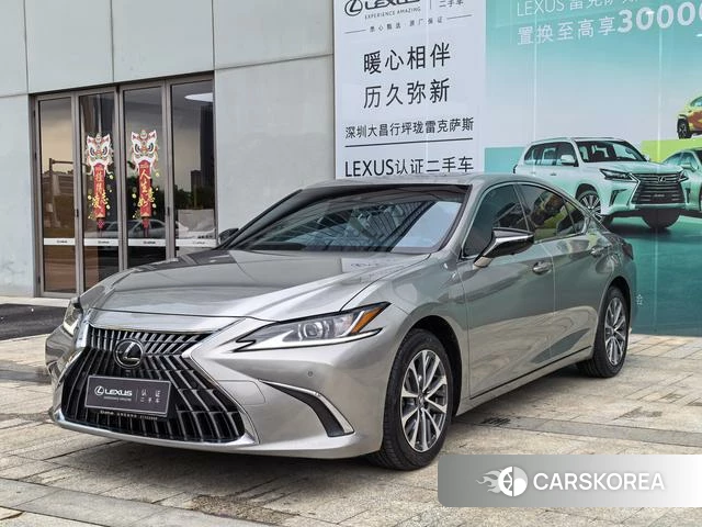 Lexus ES 2024 Серебристо-серый из Китая, фото 2