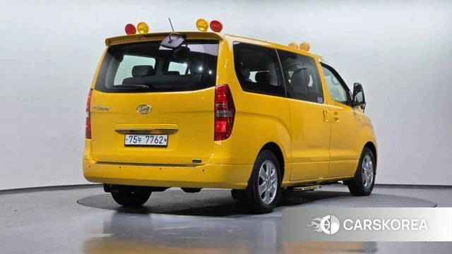 Hyundai The New Grand Starex id 3834469 из Кореи 12