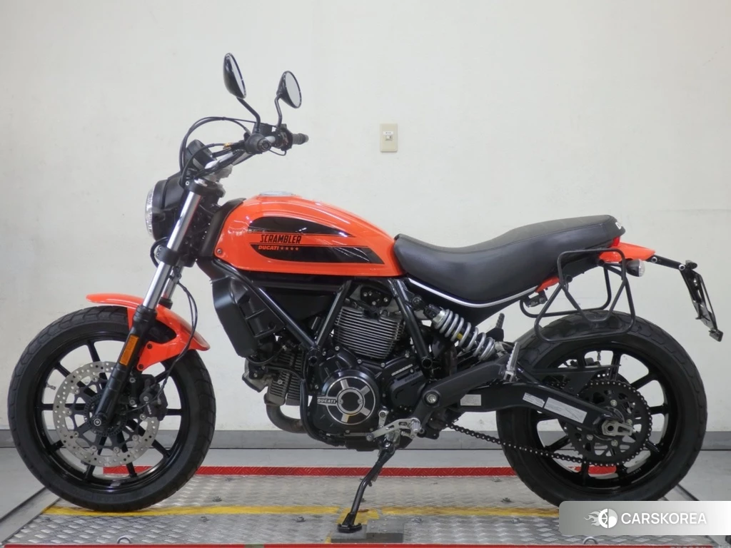 Проданный Ducati SCRAMBLER SIXTY2 2019 из Японии