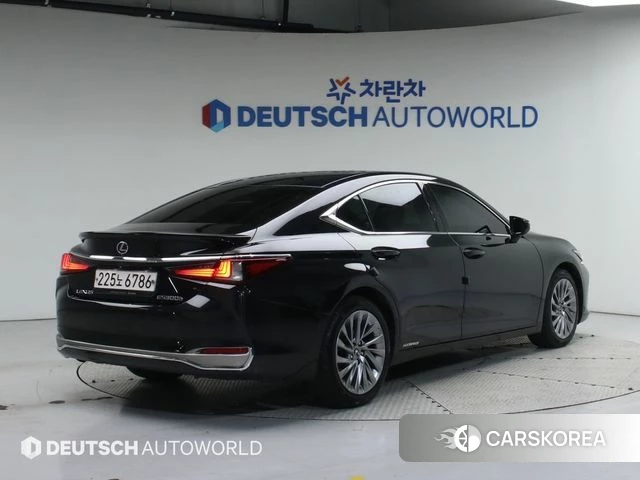 Lexus ES300h 7th generation id 3966071 из Кореи 12