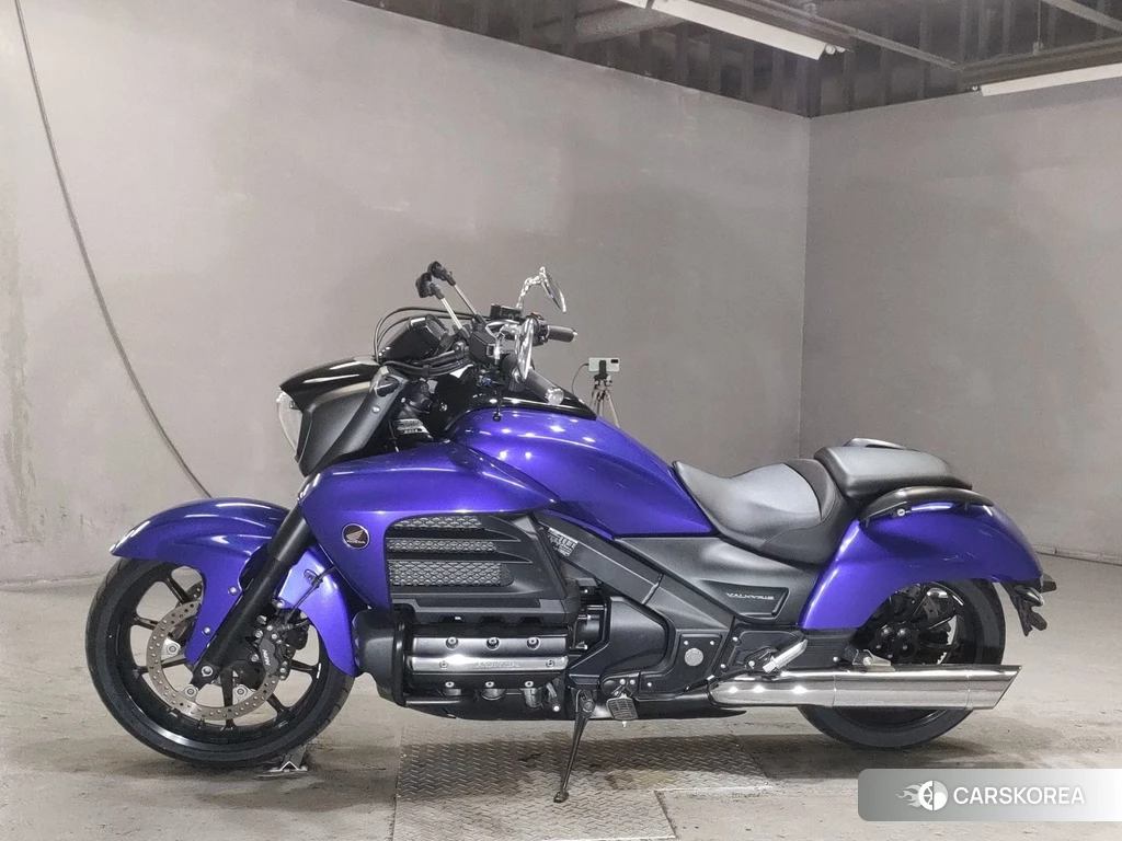 Проданный Honda GL1800 F6C 2019 из Японии, фото 2
