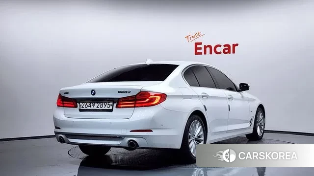 BMW 5 Series (G30) id 3363153 из Кореи 12