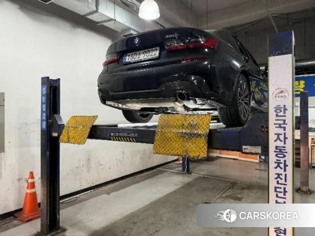 BMW 3 Series (G20) 2022 Черный из Кореи, фото 2