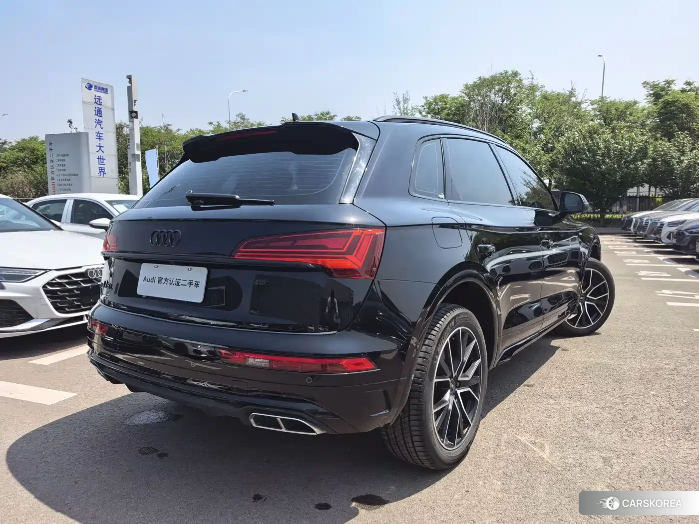 Audi Q5L id 4601032 из Китая 8