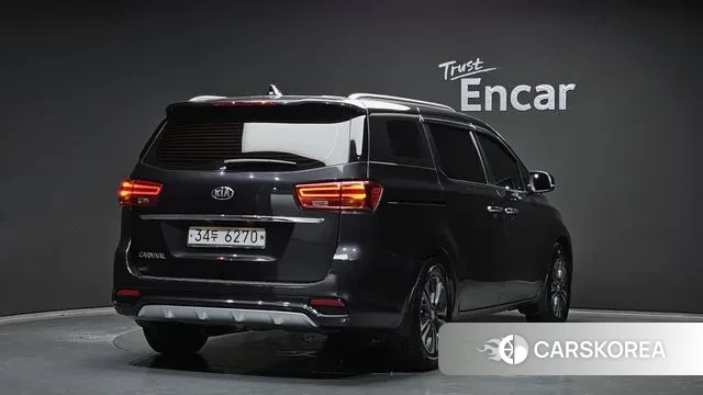 Kia The New Carnival id 3045589 из Кореи 12