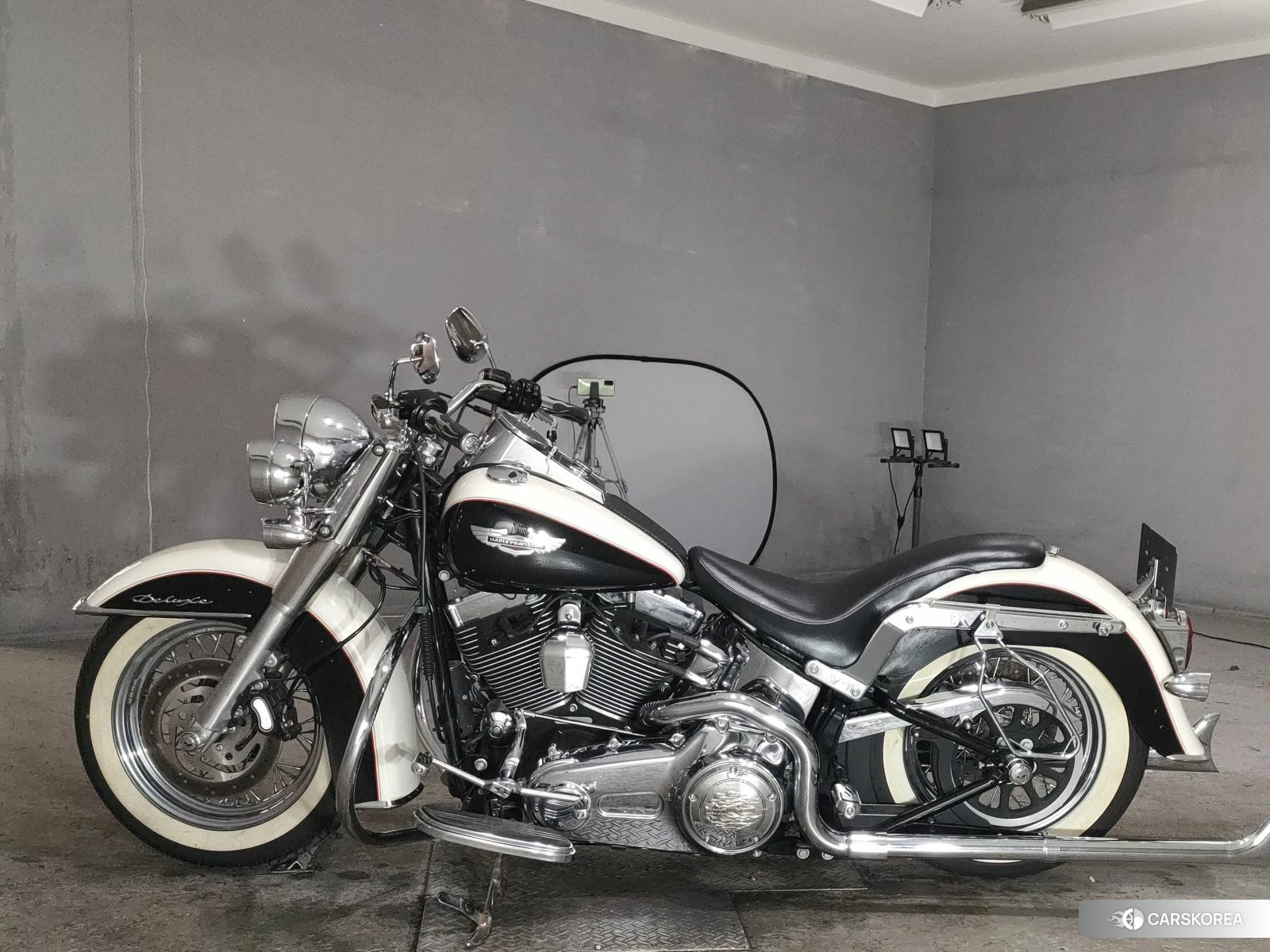 Проданный Harley-Davidson Softail Deluxe FLSTN1580 2011 из Японии, фото 2