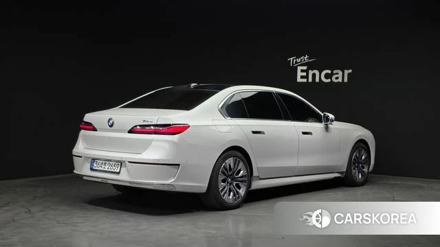 BMW 7 Series (G70) id 4302961 из Кореи 12