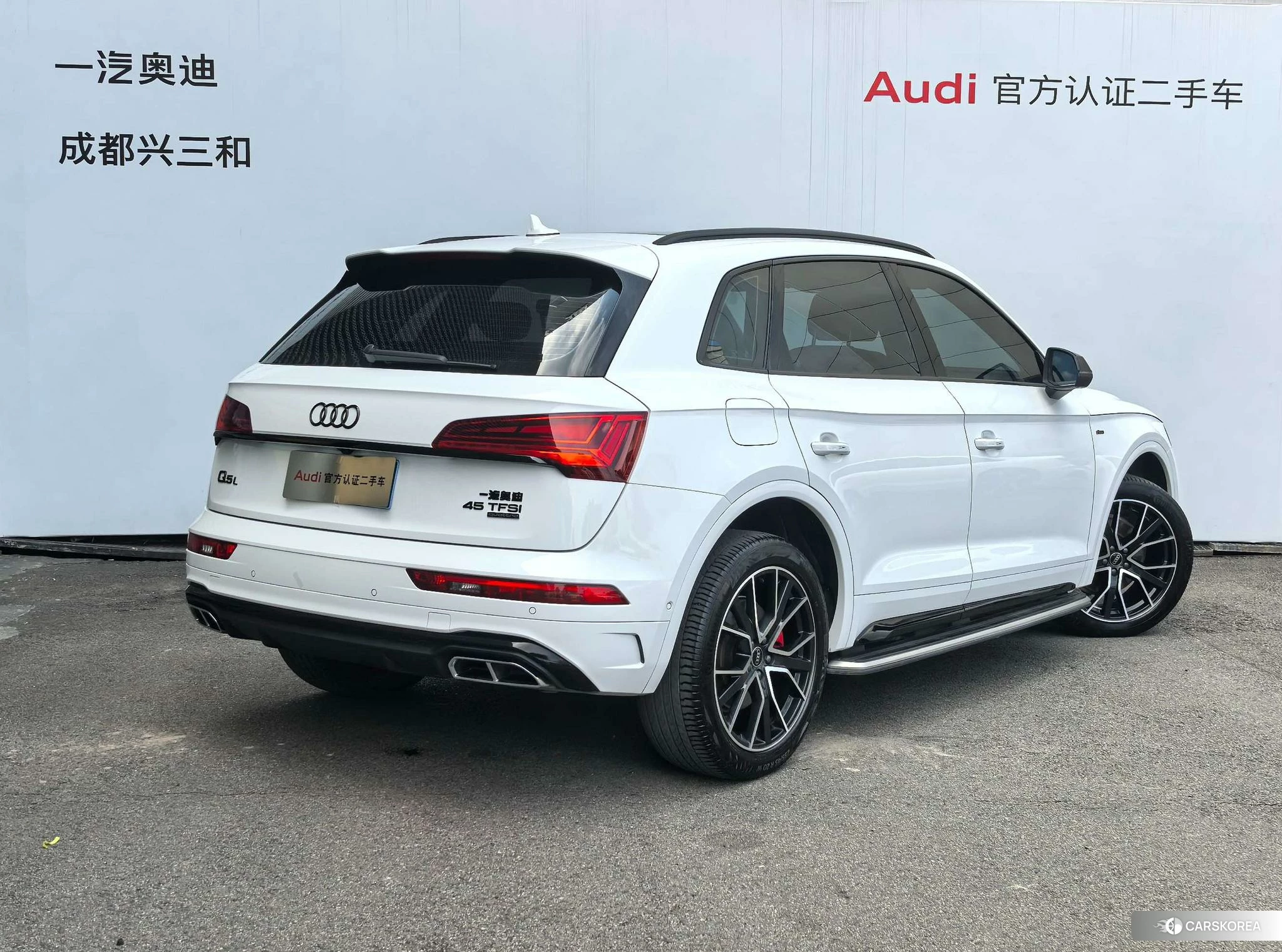 Audi Q5L id 4440298 из Китая 12