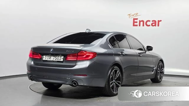 BMW 5 Series (G30) id 4424714 из Кореи 12