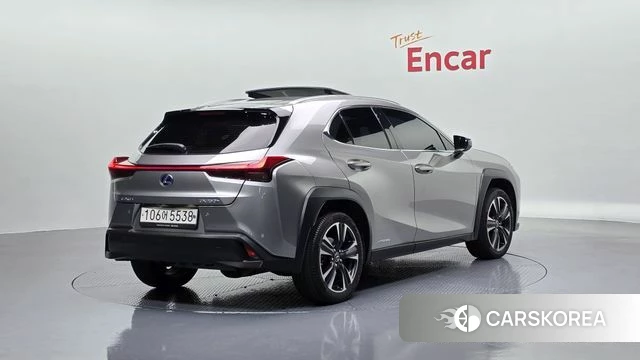 Lexus UX250h id 3872464 из Кореи 12