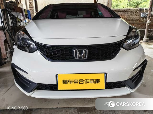 Honda Fit 2021 Белый из Китая, фото 2