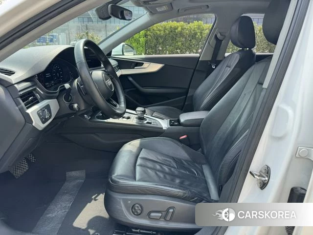 Audi A4L id 4253504 из Китая 12